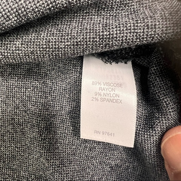 J. Jill Ponte Womens Blouse Sweater Medium Size Gray Black Color L030722 - Picture 5 of 5